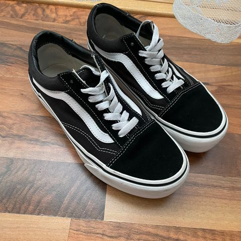 Vans i strl. 36,5