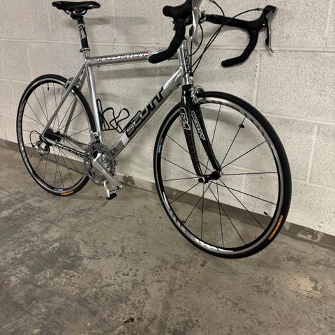 Scott  L 56 som ny, ULTEGRA-  ULTRILIGHT