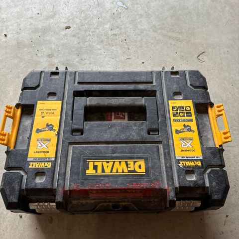 Dewalt T stak koffert