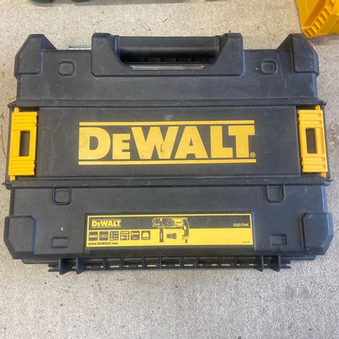 Dewalt borhammer m sds Chuck.