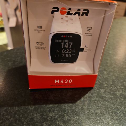 Pulsklokke polar M430