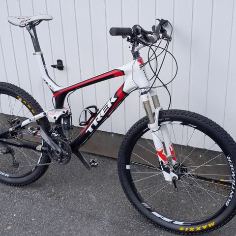 Trek Top Fuel 9.7 Mountain Bike