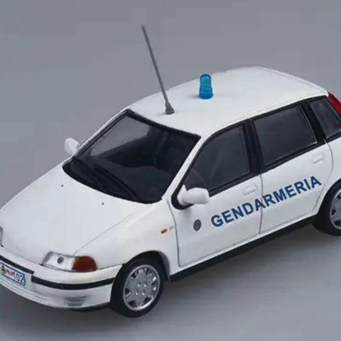 1:43 DeAgostini Politibil Fiat Punto SX politi San-Marino 1999