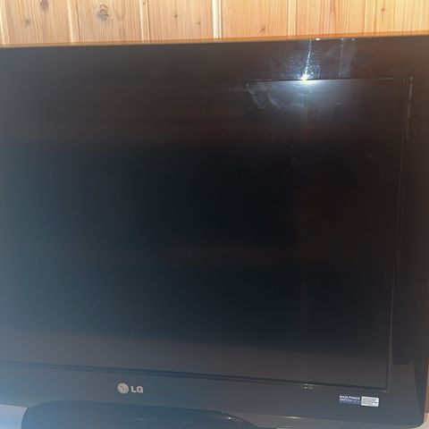 LG 32  LCD TV  32LH2000