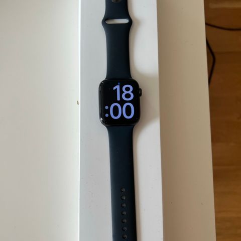 Apple Watch SE44