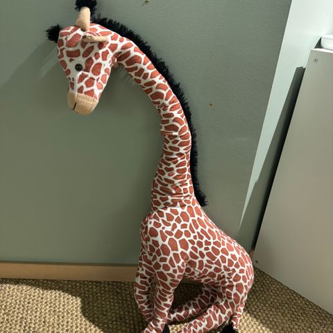 Tøy giraff selges rimelig