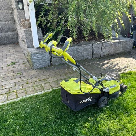 Ryobi Gressklipper 36cm 18v x2 Hybrid (går på ledning eller batteri)