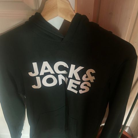 Jack & Jones Hettegenser ( Ser ut som ny )