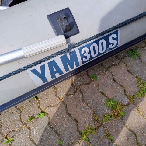 Selger en Yam 300s