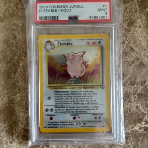 PSA 9 Clefable 1/64 selges!