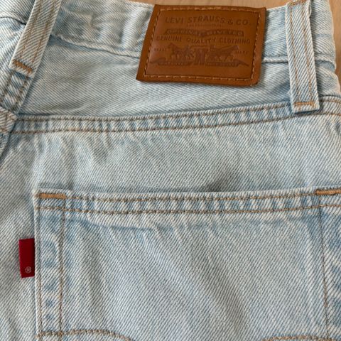 Levis Baggy Dad jeans - W:23 L:30