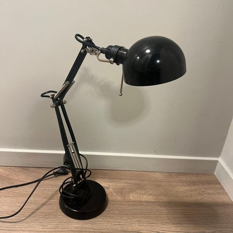 Bordlampe fra IKEA