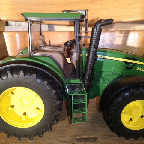 John Deere leketraktor