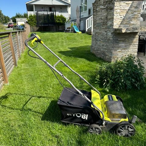 Ryobi Vertikalskjærer 35cm