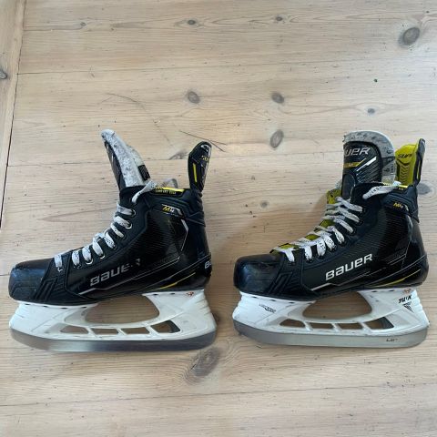 Bauer Supreme M4. Str 6 Fit 3.