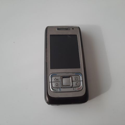 Nokia E65-1