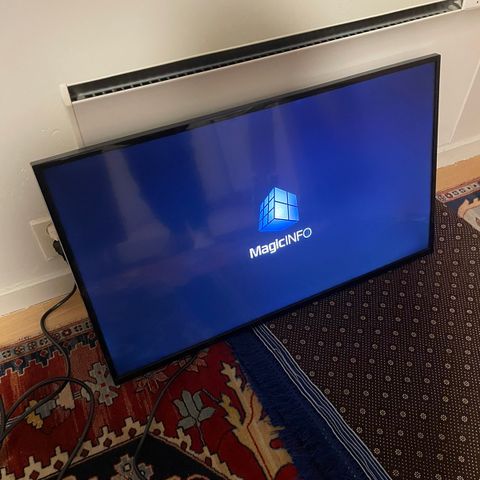 Samsung LED 32" - model DC328