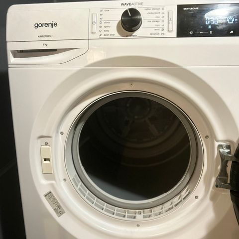 Selger vaskemaskin og tørketrommel