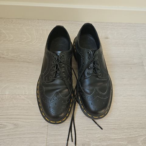 Dr. Martens