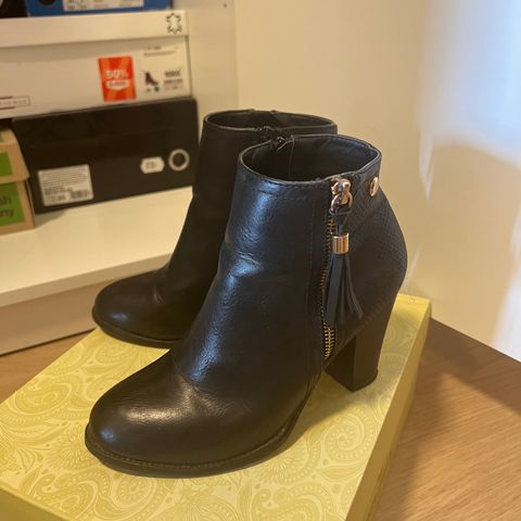 Jenny Fairy boots