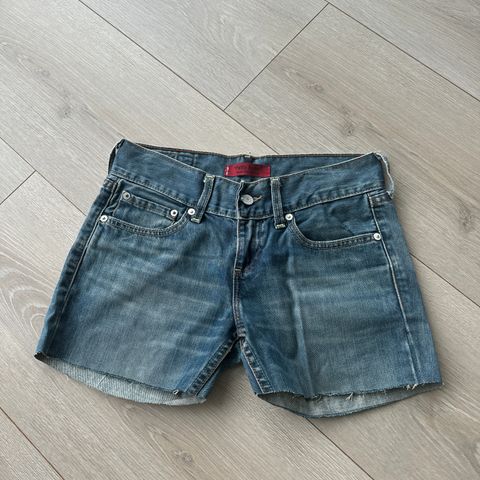 Levi’s shorts