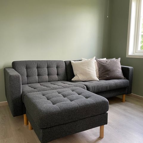 Landskrona sofa.