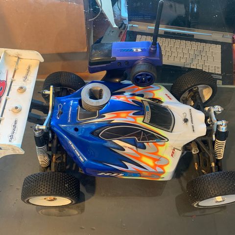 Nanda BD8 RC bil Nitro