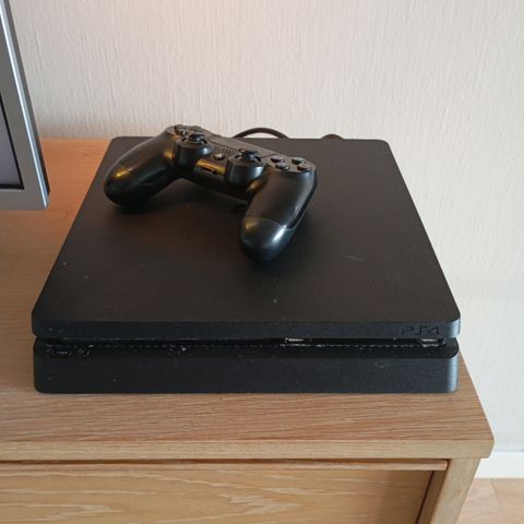 Billig PlayStation 4 SLIM