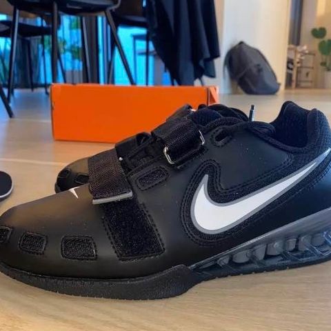 Nike Romaleo 2 (Svart størrelse 43)