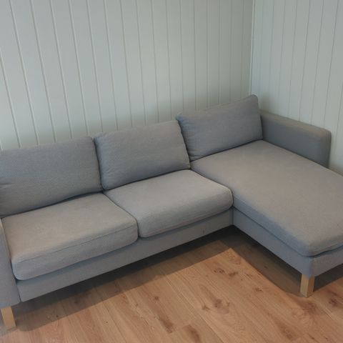 3-seter sofa med sjeselong.