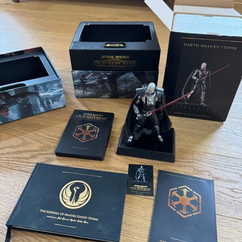 Star Wars : The Old Republic Collector's Edition i god stand