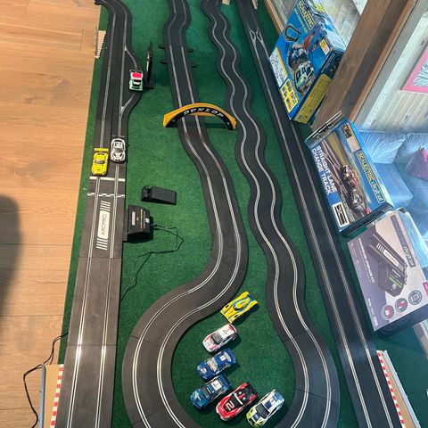 Stort sett Scalextric 1:32 sport og classic