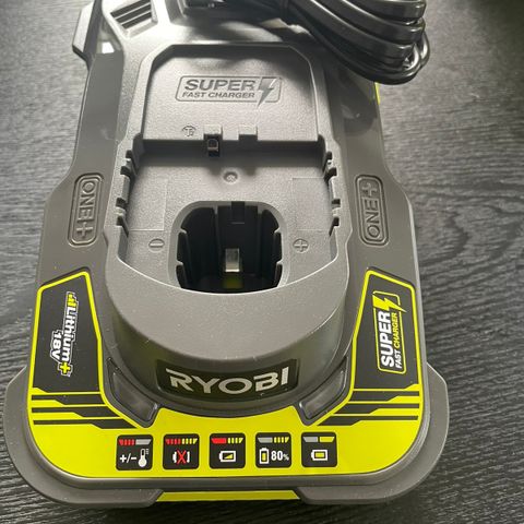 Ryobi hurtiglader