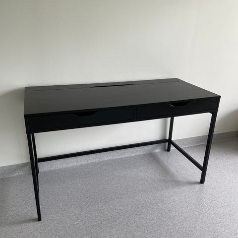 Skrivebord Alex 132x58