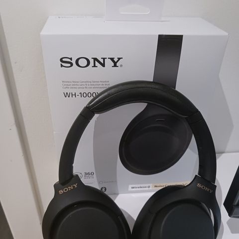 Sony WH-1000XM4