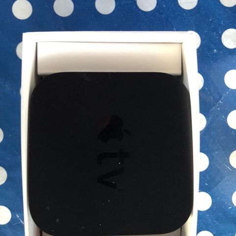 Apple TV router 2 gen.