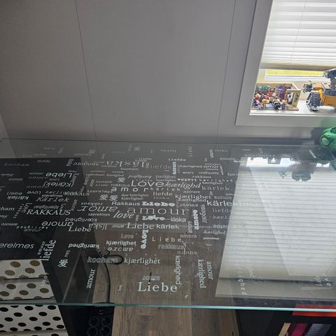 IKEA glass skrivebordsplate