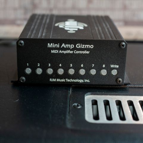 RJM Mini Amp Gizmo (med kabel for Rectifier/Roadster/Nomad)