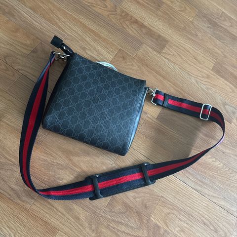 Gucci bag supreme selges