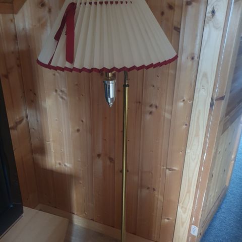 Antikk/retro stålampe.