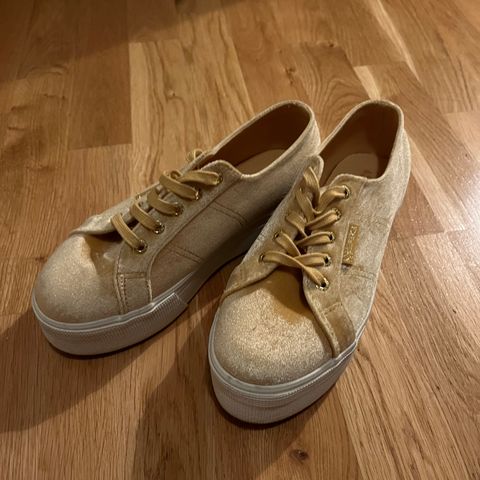 Sko fra Superga