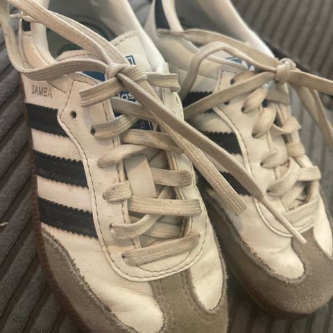 Adidas Samba str 28