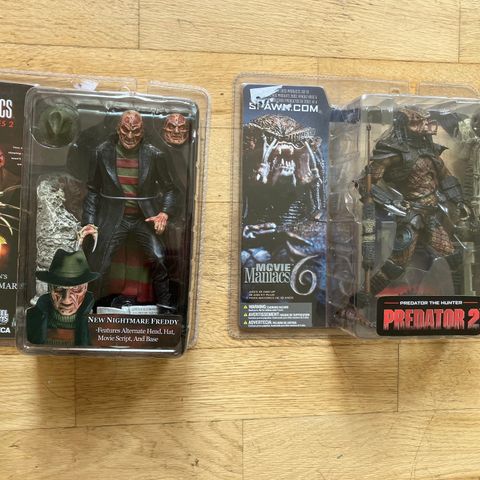 2 horror figurer; Freddy Krueger og Predator