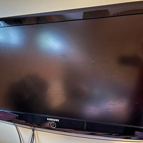 Samsung LCD TV 32 tommer
