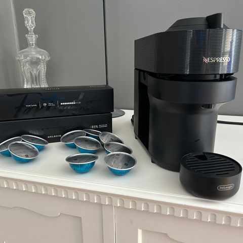 Nespresso Vertuo Pop kaffemaskin av DeLonghi