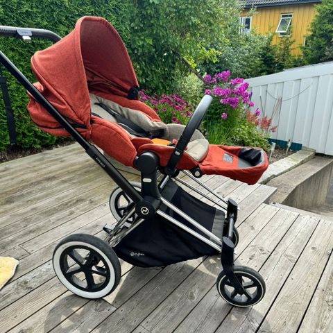 Cybex Priam Platinum med masse ekstra