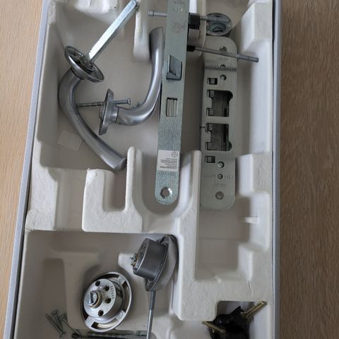 Assa Abloy 8765