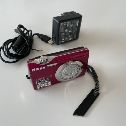 Nikon kamera Coolpix rosa