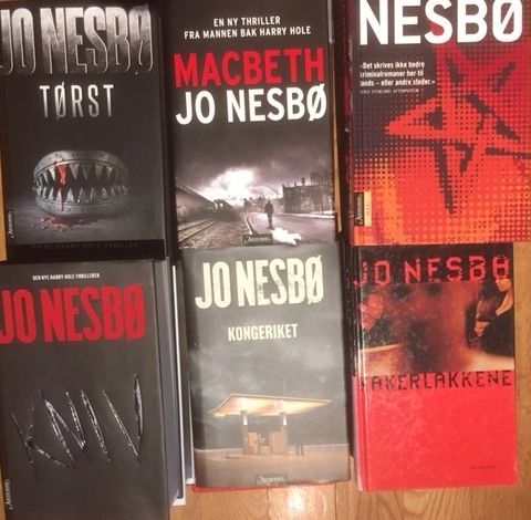 Jo Nesbø  - 16 bind   kr 30 for enkeltbind  - alle for kr 300