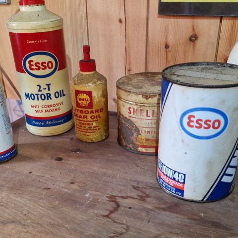 ESSO og SHELL kanner selges!